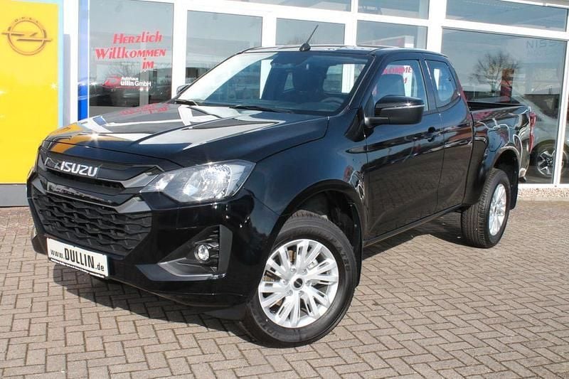 Neu Isuzu D-Max 163 PS (119 kW) 2026 Schwarz Pickup