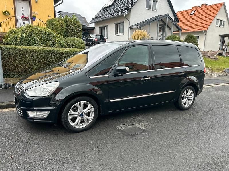 Schwarz Gebraucht 2012 Ford Galaxy Titanium Van / Kleinbus | 8.000 € (Fairer Preis) - Bild 1/4