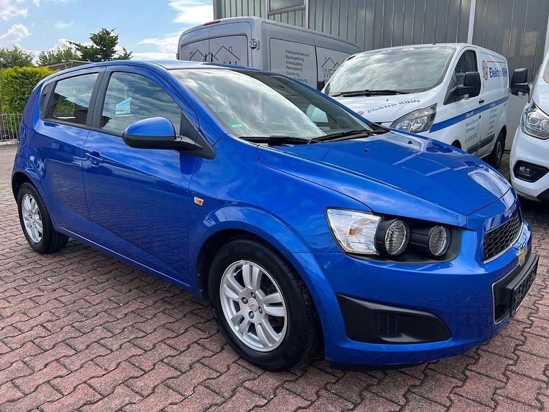 Blau Gebraucht 2013 Chevrolet Aveo LT Kleinwagen | 4.500 € (Fairer Preis) - Bild 1/4