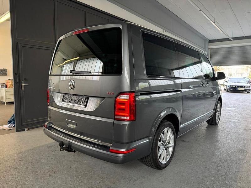 Używany VW T6 Generation Six 204 KM (150 kW) 2018 Szary Van