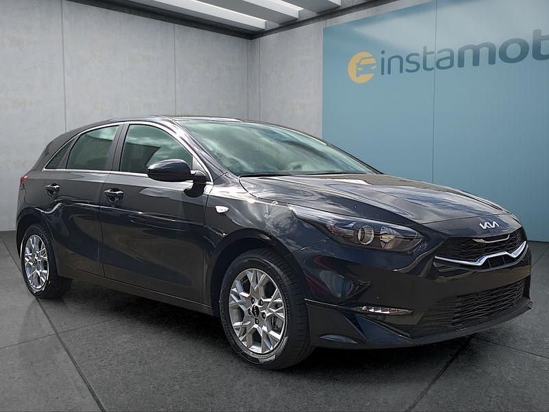 Gebraucht Kia Ceed Vision 140 PS (102 kW) 2025 Schwarz Kleinwagen