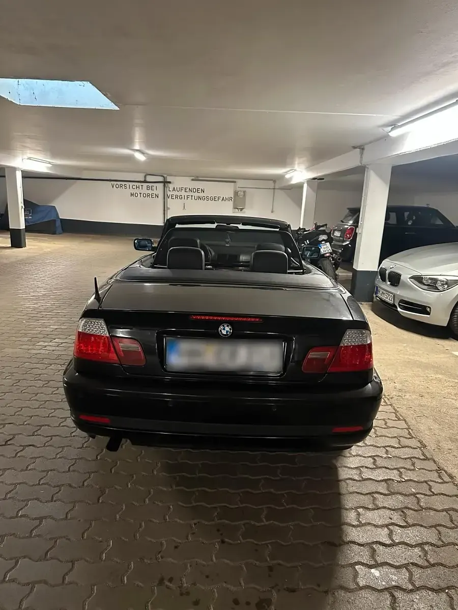 Gebraucht BMW 318 Cabriolet 143 PS (105 kW) 2004 Schwarz Cabrio