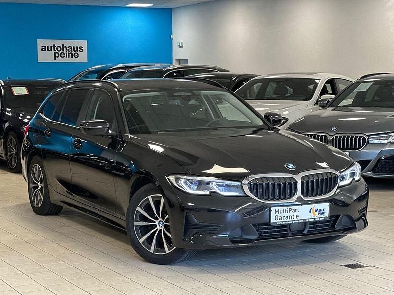 Gebraucht BMW 320 190 PS (139 kW) 2020 Black sapphire metallic Kombi