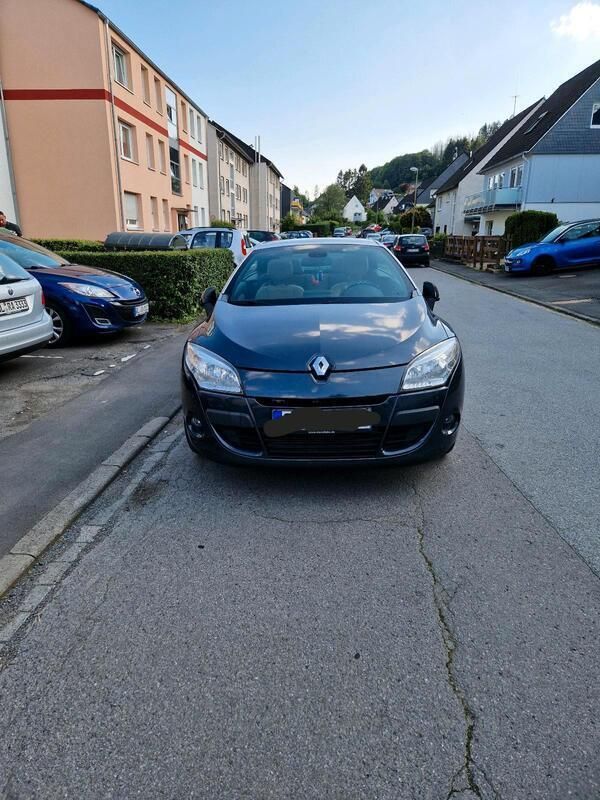 Schwarz Gebraucht 2011 Renault Mégane Cabriolet Cabrio | 5.000 € - Bild 1/4