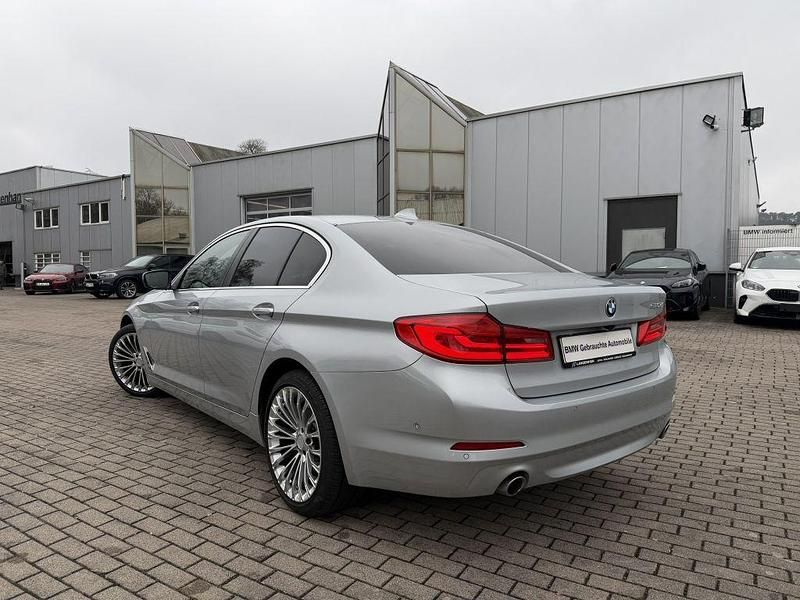 Gebraucht BMW 520 190 PS (139 kW) 2018 Silber Limousine