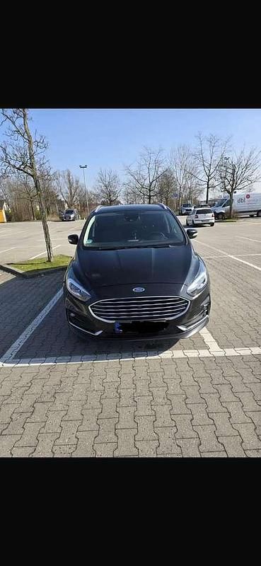 Second-hand Ford S-MAX S 190 CP (139 kW) 2019 Monovolum
