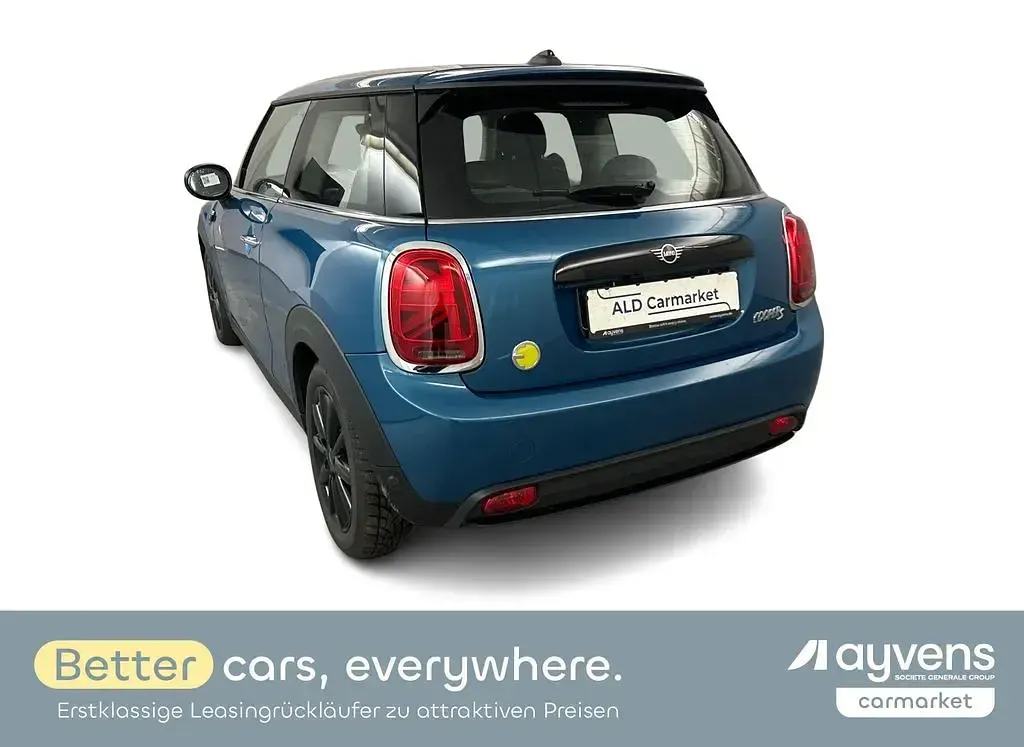 Gebraucht Mini Cooper SE Classic 135 kW (184 PS) 2023 Island blue metallic Kleinwagen