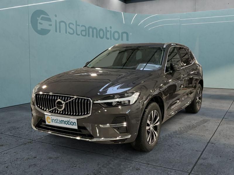 Grau Gebraucht 2023 Volvo XC60 SUV | 53.599 € (Teuer) - Bild 1/4
