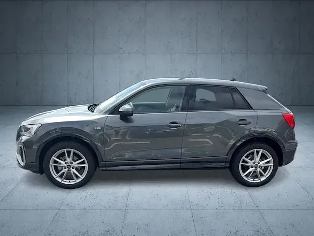 Gebraucht Audi Q2 S-Line 116 PS (85 kW) 2025 Daytonagrau perleffekt SUV