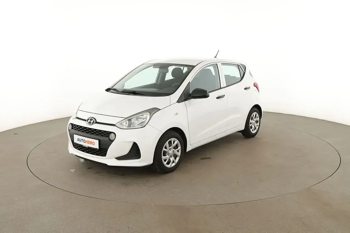 Gebraucht Hyundai i10 Basis 67 PS (49 kW) 2017 Kleinwagen