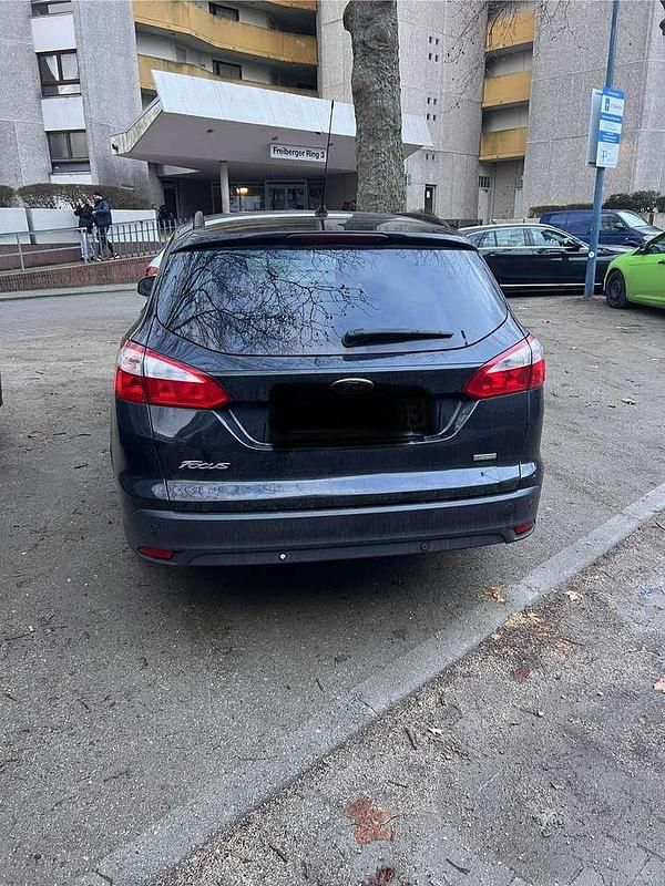 Gebraucht Ford Focus Trend 125 PS (91 kW) 2014 Kombi