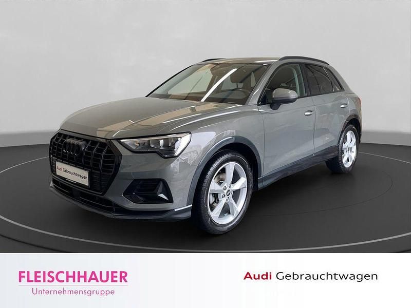 Grau Gebraucht 2022 Audi Q3 Advanced SUV | 29.890 € (Guter Preis) - Bild 1/4