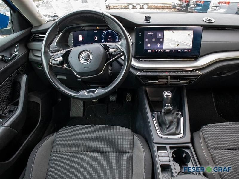 Gebraucht Skoda Octavia Ambition 110 PS (80 kW) 2022 Energyblau Kombi