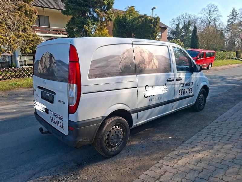 Gebraucht Mercedes Vito 95 PS (69 kW) 2010 Weiß Van
