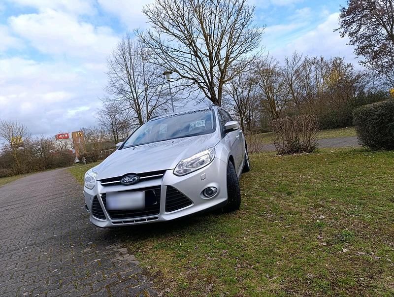 Second-hand Ford Focus 2012 Argintiu Break