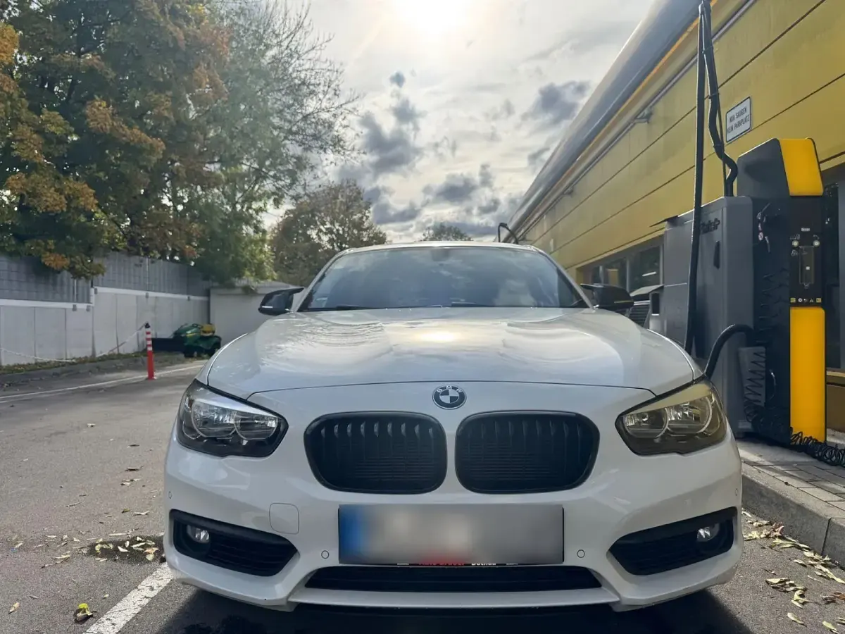 Gebraucht BMW 118 Comfort Edition 136 PS (100 kW) 2017 Weiß Kleinwagen