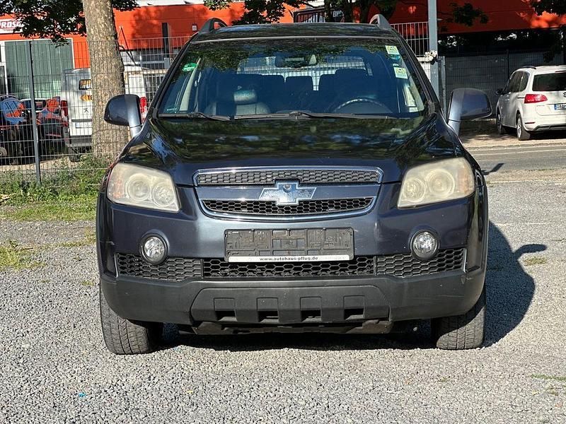 Gebraucht Chevrolet Captiva LT 150 PS (110 kW) 2008 Grau SUV
