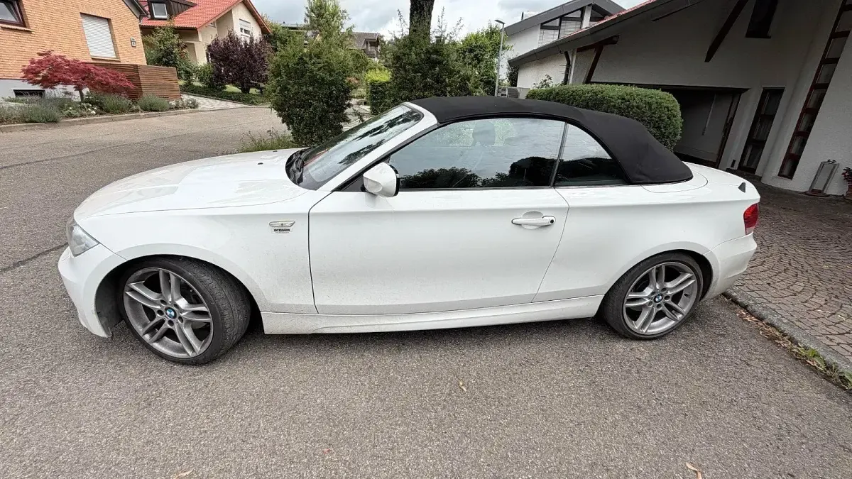 Gebraucht BMW 118 Cabriolet Comfort Edition 143 PS (105 kW) 2010 Weiß Cabrio