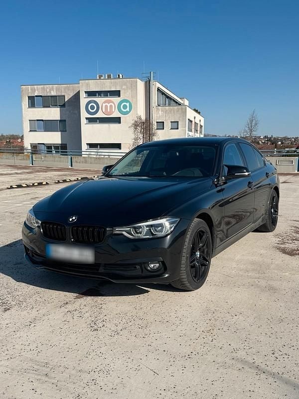 Gebraucht BMW 320 190 PS (139 kW) 2018 Schwarz Limousine