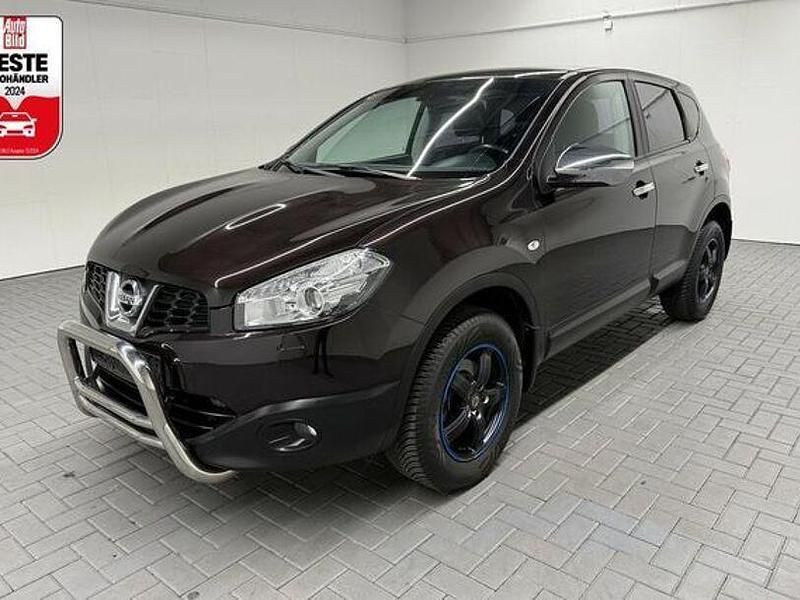 Violett (violettmet.) Gebraucht 2013 Nissan Qashqai SUV | 10.480 € (Etwas zu teuer) - Bild 1/4