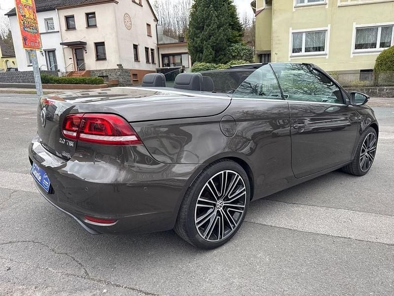 Gebraucht VW Eos Exclusive 211 PS (155 kW) 2012 Schwarz Cabrio