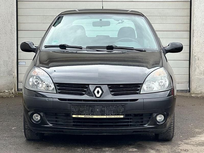 Gebraucht Renault Clio II 75 PS (55 kW) 2005 Schwarz Kleinwagen