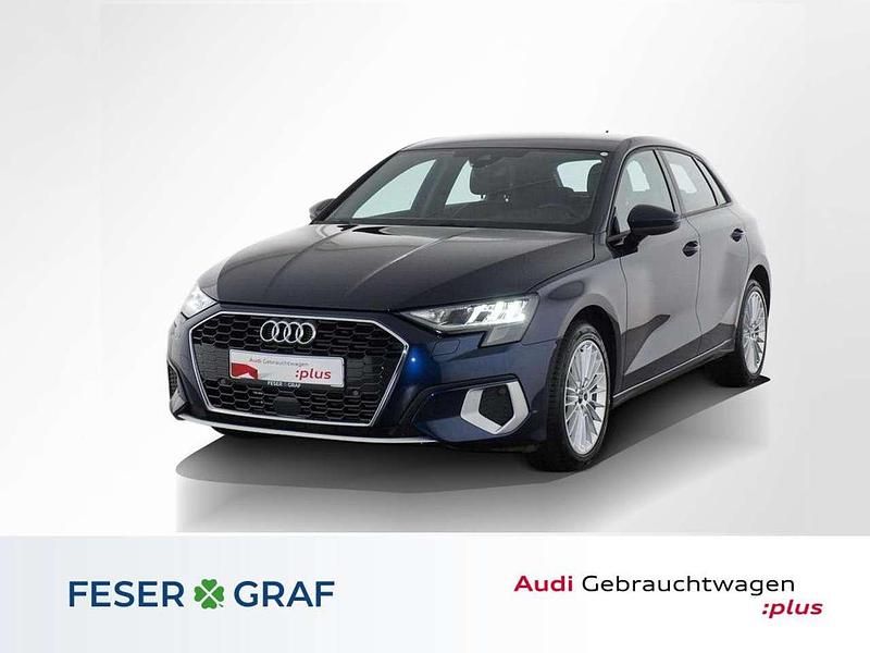 Navarrablau metallic Gebraucht 2024 Audi A3 Advanced Plus Limousine | 27.750 € (Superpreis) - Bild 1/4