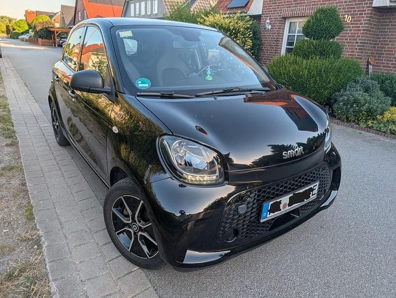 Gebraucht Smart ForFour Electric Drive 60 kW (82 PS) 2020 Schwarz Limousine