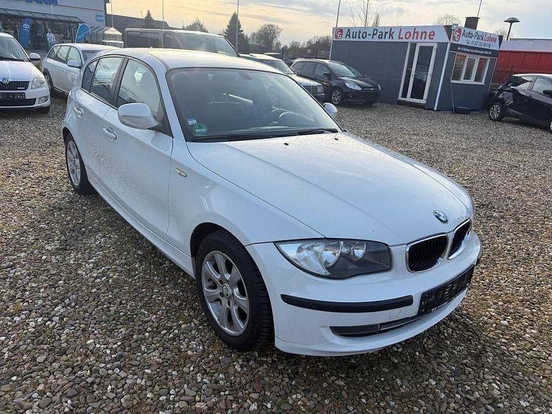 Gebraucht BMW 116 Advantage 122 PS (89 kW) 2010 Weiß Kleinwagen