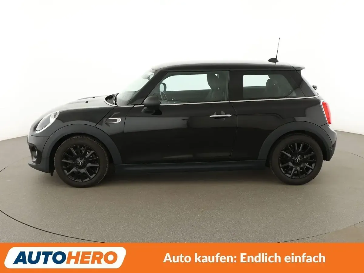 Usado Mini ONE 102 HP (75 kW) 2019 Preto Citadino