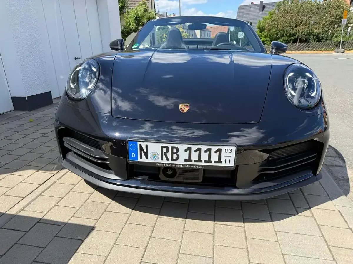 Gebraucht Porsche 911 Carrera Cabriolet 394 PS (289 kW) 2025 Schwarz Cabrio