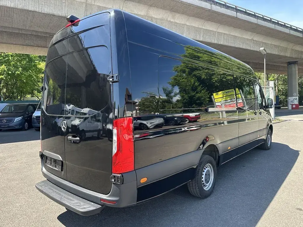 Gebraucht Mercedes Sprinter 190 PS (139 kW) 2020 Schwarz Van