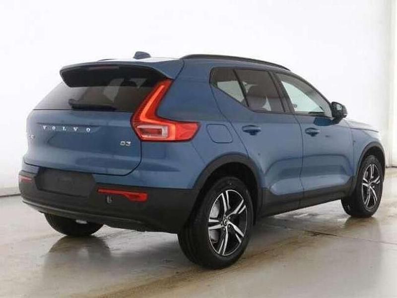 Gebraucht Volvo XC40 Plus 163 PS (119 kW) 2025 Blau SUV
