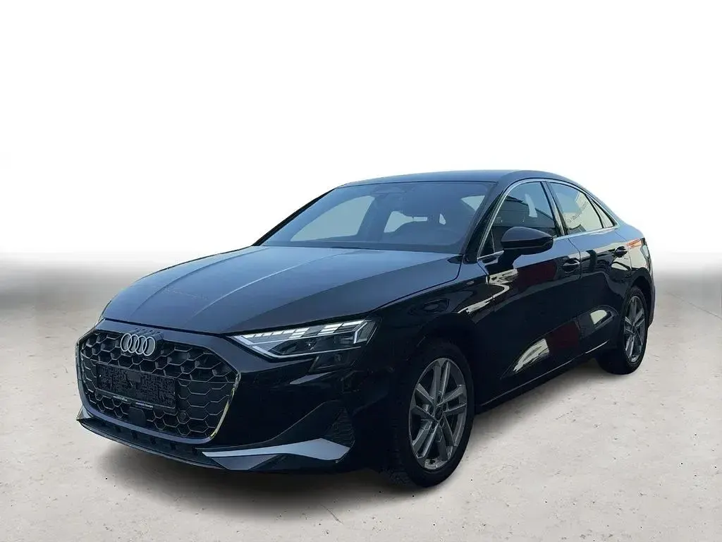 Gebraucht Audi A3 Advanced Plus 150 PS (110 kW) 2025 Schwarz Limousine