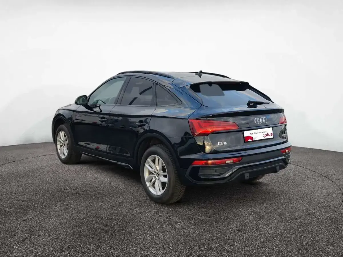 Gebraucht Audi Q5 Advanced 204 PS (150 kW) 2022 Mythosschwarz metallic SUV