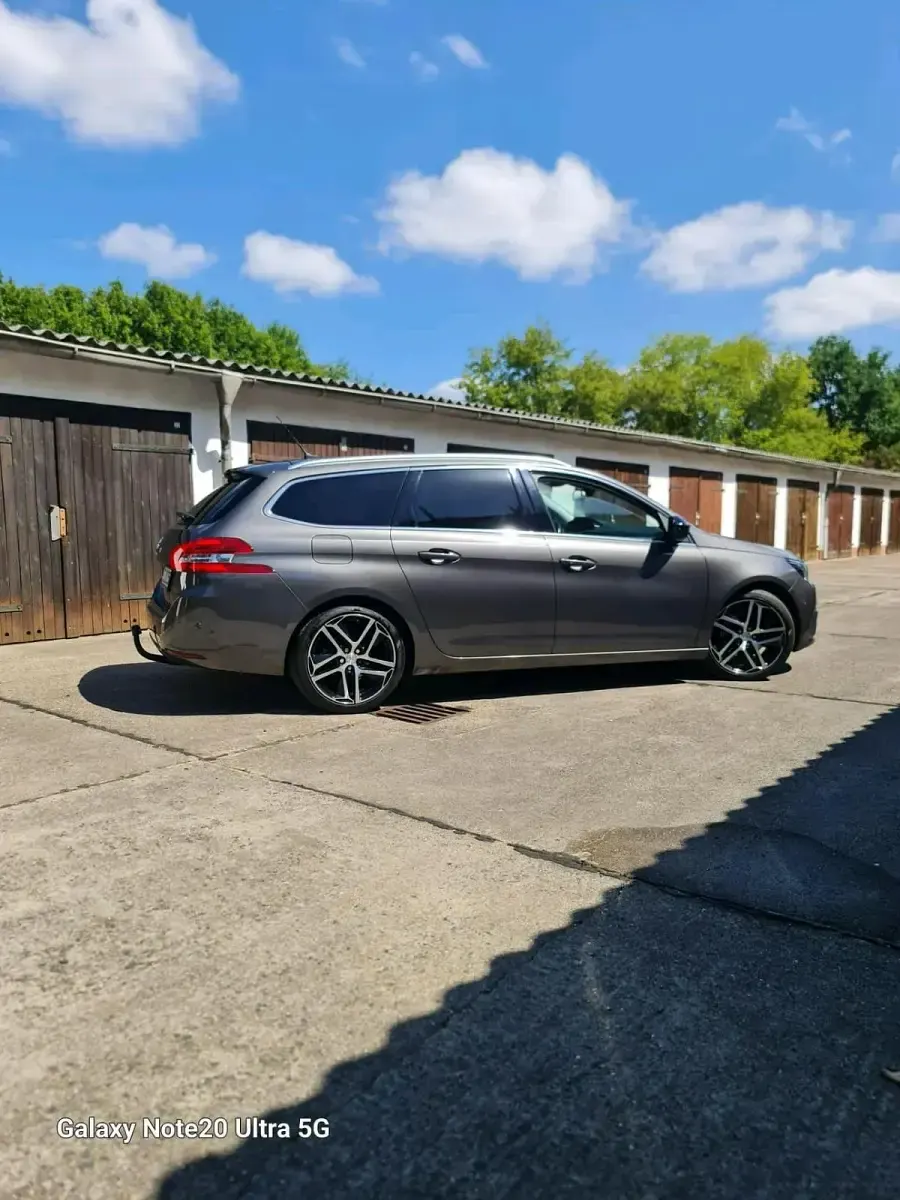 Gebraucht Peugeot 308 150 PS (110 kW) 2017 Grau Kombi