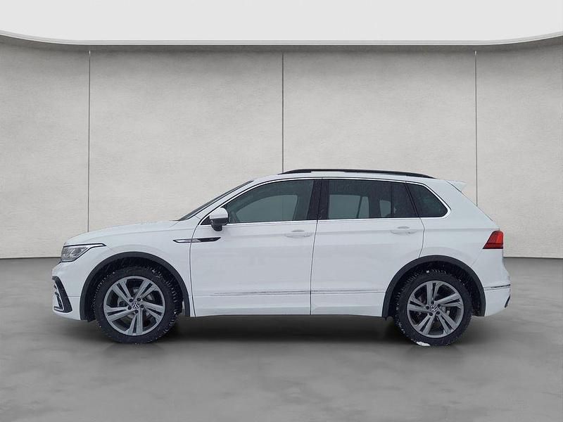Gebraucht VW Tiguan R-line 150 PS (110 kW) 2022 Weiß SUV