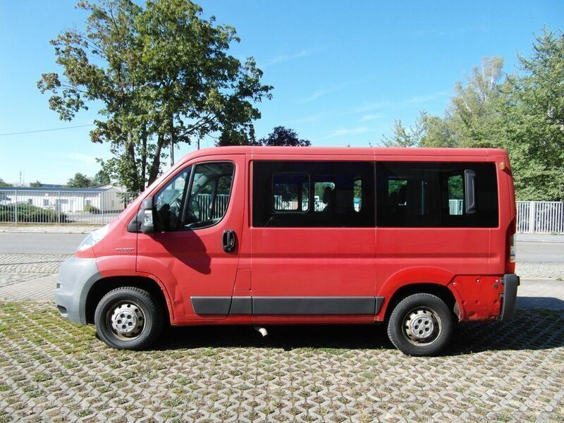 Gebraucht Peugeot Boxer 101 PS (74 kW) 2008 Rot Van