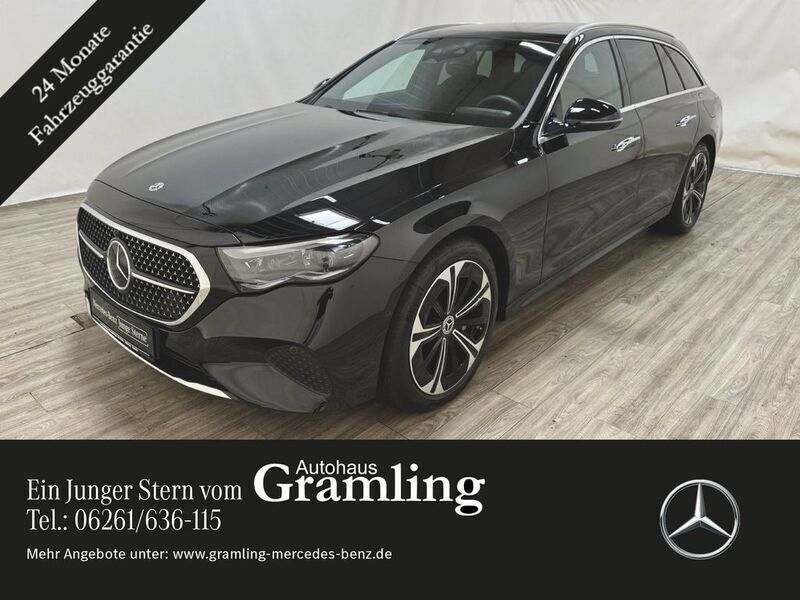 Lack obsidianschwarz (metallic) Gebraucht 2024 Mercedes E300 Avantgarde Kombi | 61.449 € - Bild 1/4