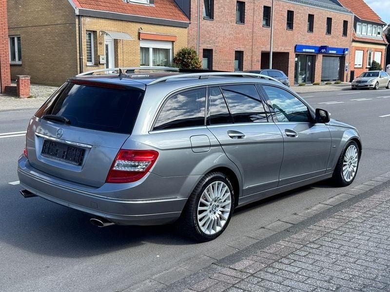 Gebraucht Mercedes C320 224 PS (164 kW) 2008 Silber Kombi