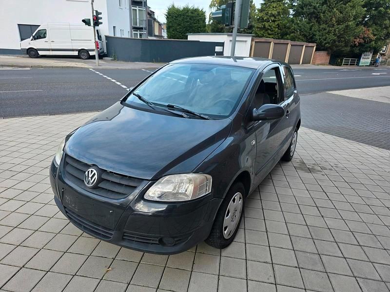 Grau Gebraucht 2009 VW Fox Kleinwagen | 1.450 € (Guter Preis) - Bild 1/4