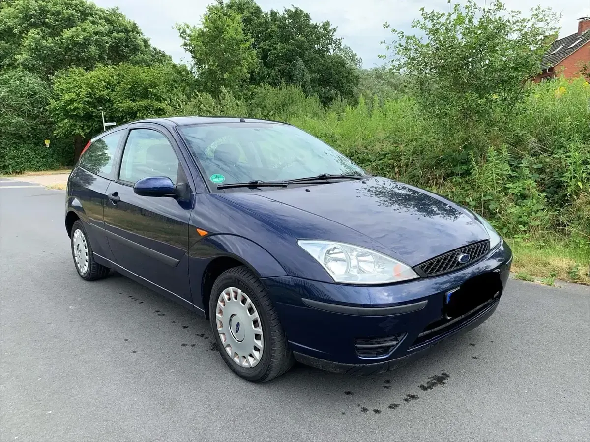 Gebraucht Ford Focus 100 PS (73 kW) 2004 Violet Kleinwagen