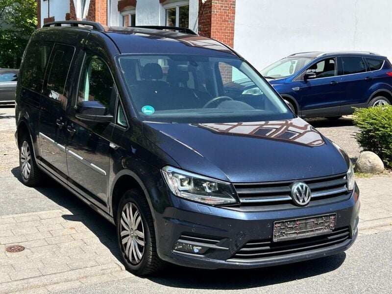 Blau Gebraucht 2017 VW Caddy Maxi Trendline Van / Kleinbus | 10.950 € (Fairer Preis) - Bild 1/4