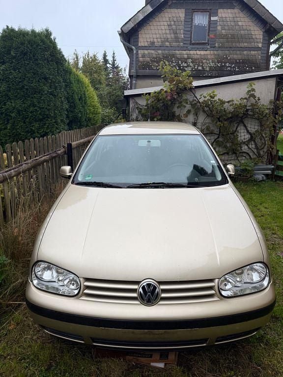Gold Gebraucht 2001 VW Golf IV Basis Kombi | 1.000 € (Superpreis) - Bild 1/4
