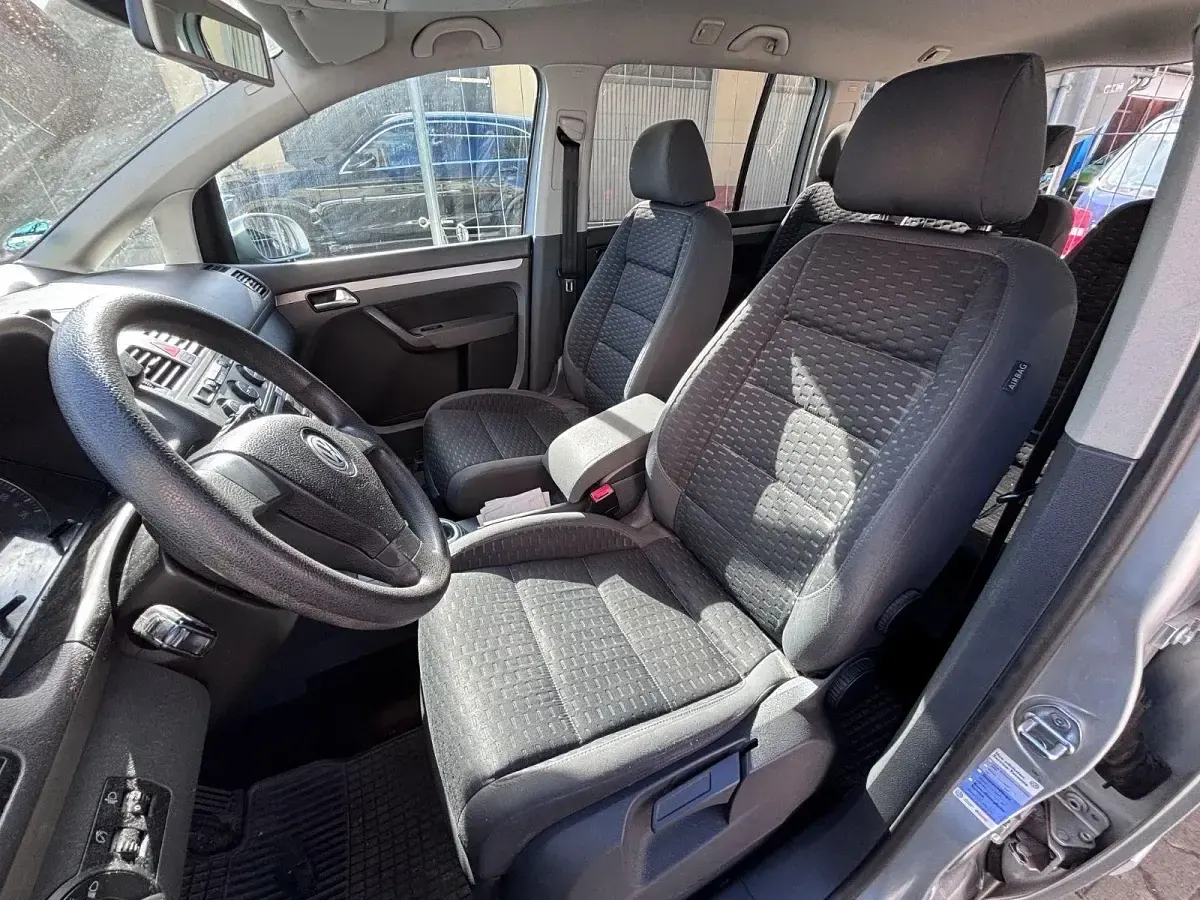 Gebraucht VW Touran Trendline 140 PS (102 kW) 2008 Silber Van / Kleinbus