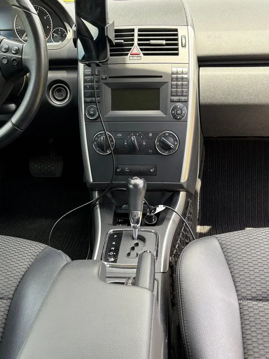 Gebraucht Mercedes A160 Avantgarde 70 PS (51 kW) 2012 Schwarz Kleinwagen