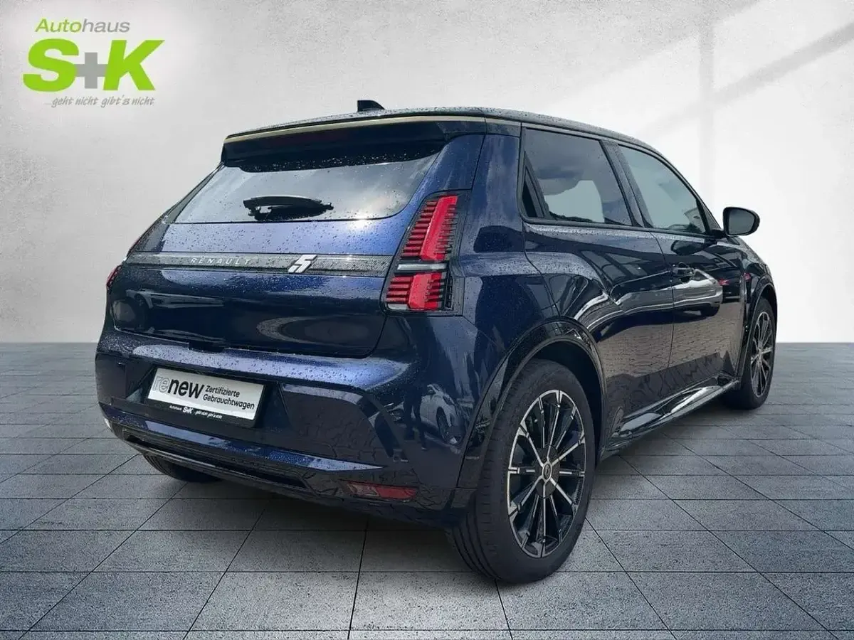 Gebraucht Renault 5 E-Tech Iconic 110 kW (150 PS) 2024 Nachtblau, dach in black pear (blau) Kleinwagen