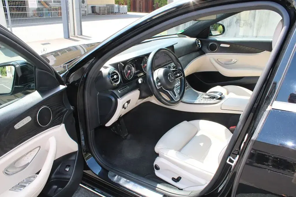 Gebraucht Mercedes E400 Exclusive 340 PS (250 kW) 2019 Schwarz Limousine