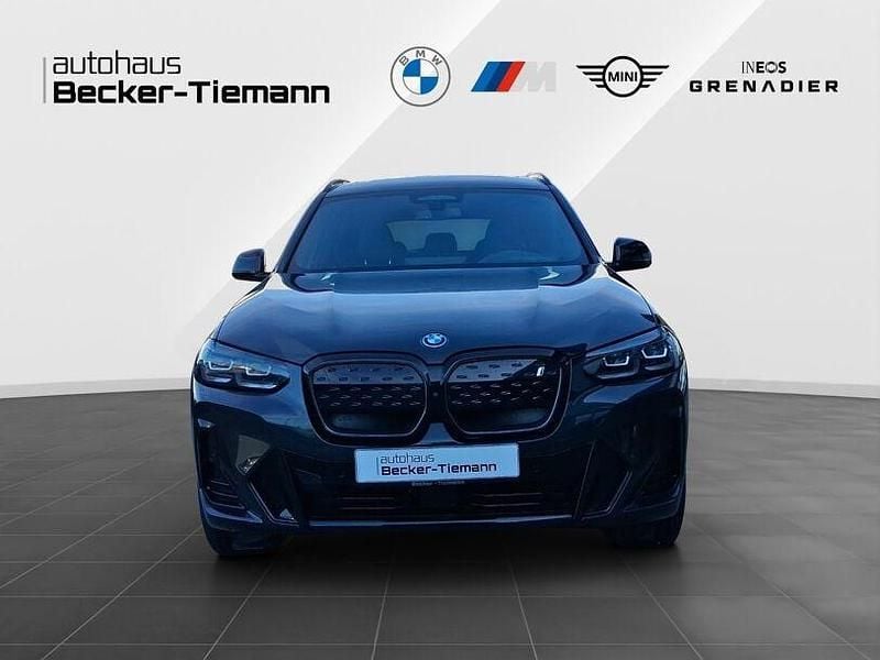 Gebraucht BMW iX3 Impressive 210 kW (286 PS) 2023 Sophistograu brillanteffekt SUV