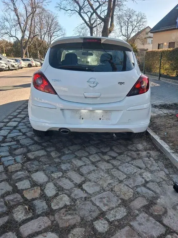 Usata Opel Corsa Sport 80 CV (58 kW) 2007 Bianco Utilitaria
